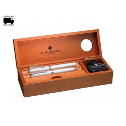 DIPLOMAT ESTUCHE SOBREMESA EN MADERA CEREZO